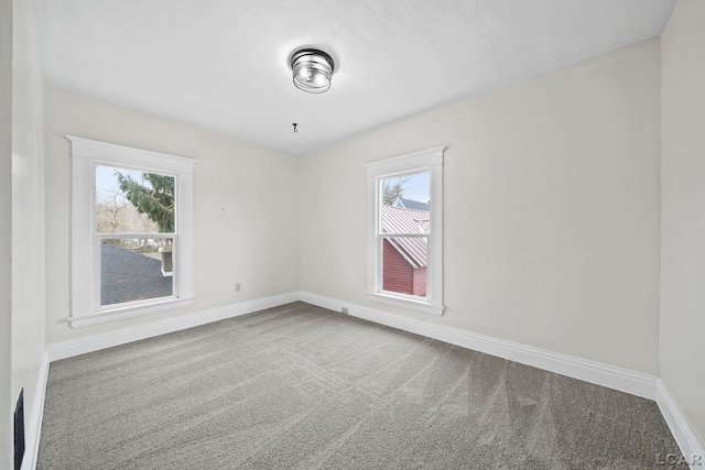 view of carpeted spare room