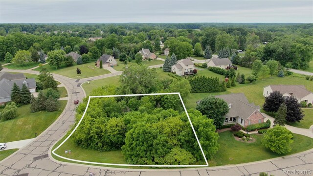 13042 Keweenaw Ct, Linden, MI 48451