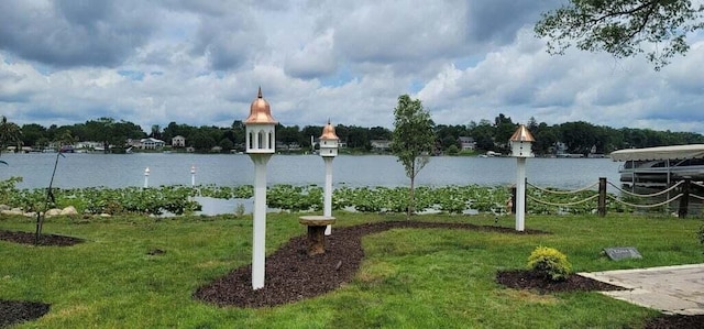 view of water feature