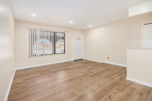 empty room featuring light hardwood / wood-style flooring