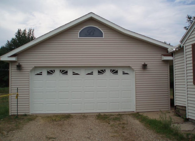 7981 W Main St, Kalamazoo, MI 49009 - view of garage
