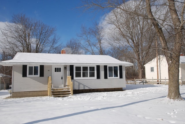 view of front of house