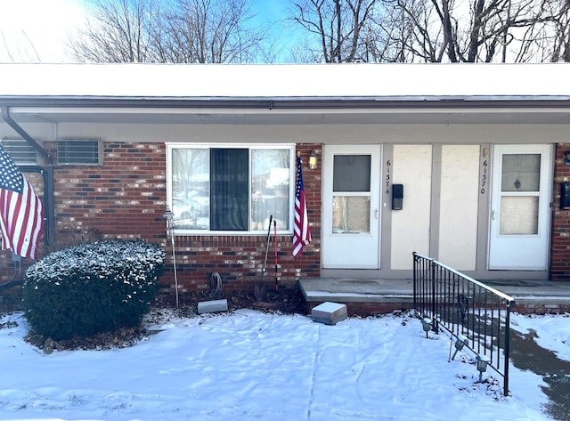 view of front of property with covered porch