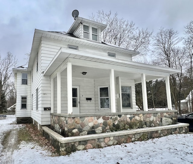 view of front of home with a porch