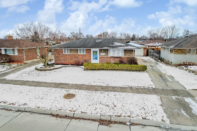 view of front of property