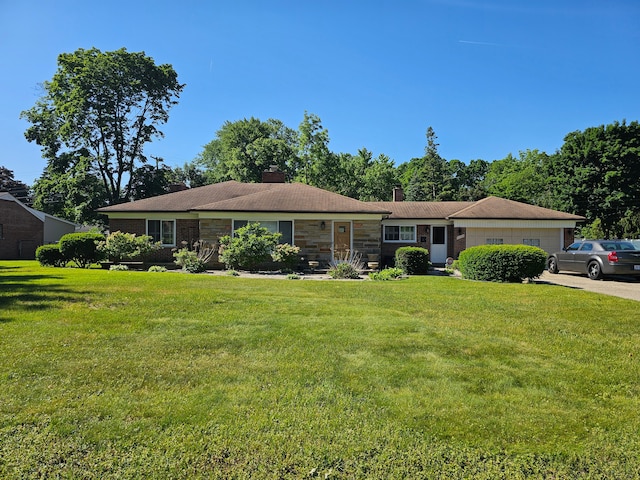 ranch-style home with a front lawn