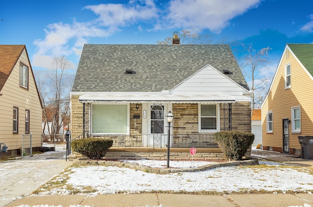 bungalow-style house featuring covered porch