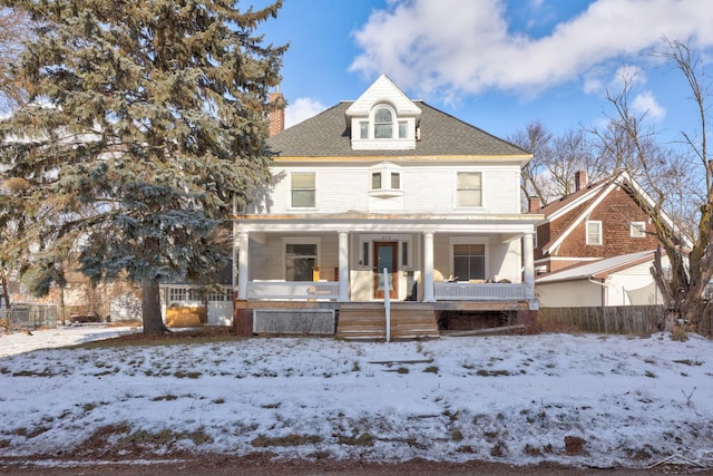 view of front of house featuring a porch