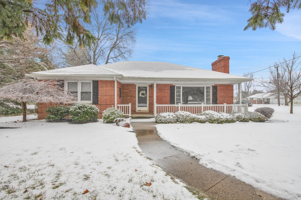 view of front of home