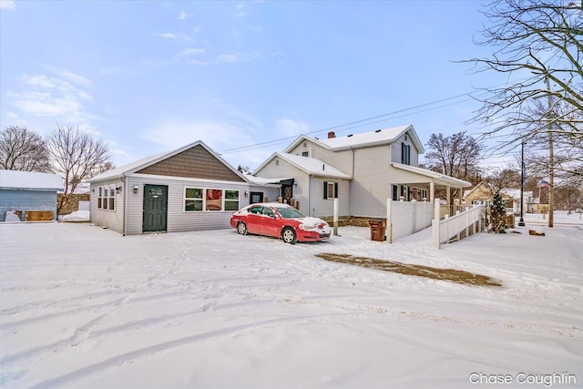 view of front of home