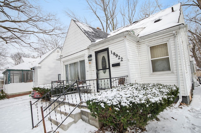 view of front of house