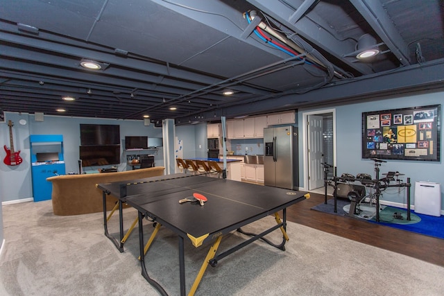 game room featuring carpet flooring