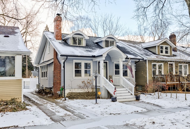 view of front of property