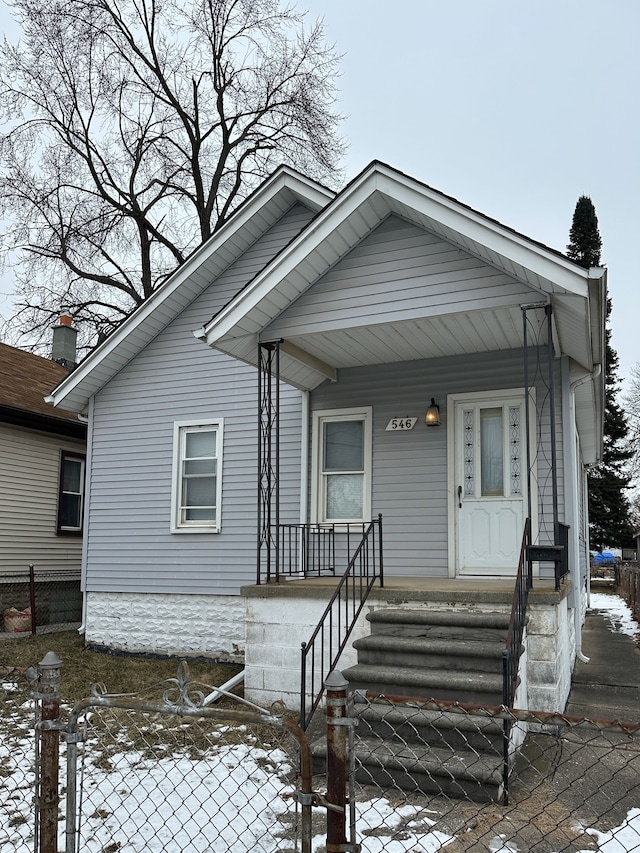 bungalow featuring covered porch