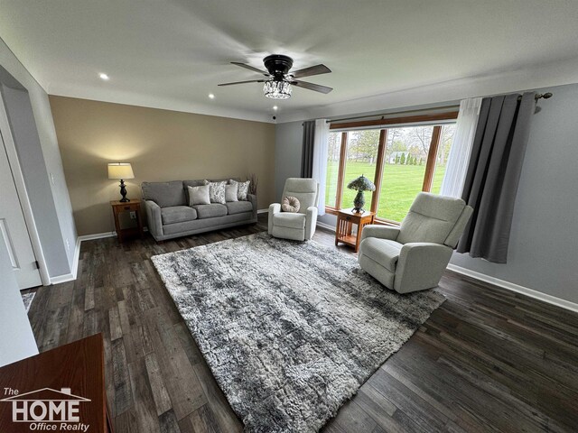200 Elmwood Dr, Corunna, MI 48817 - living area featuring baseboards, a ceiling fan, wood finished floors, and recessed lighting
