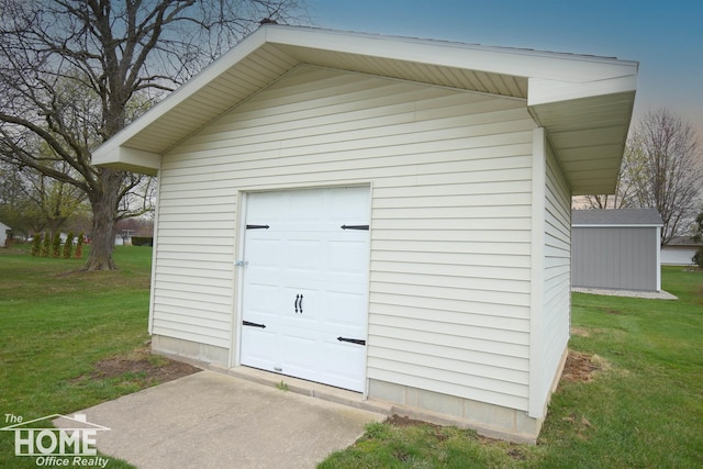 200 Elmwood Dr, Corunna, MI 48817 - view of garage