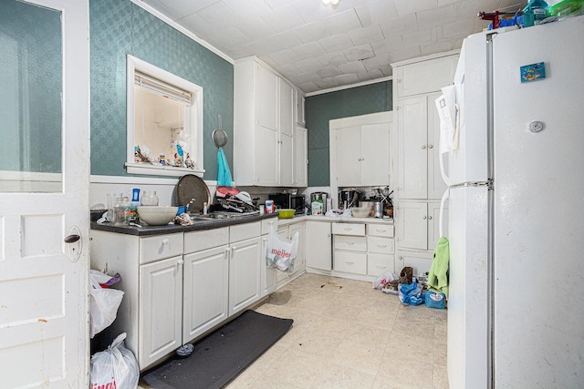 bathroom with crown molding