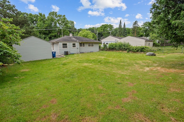 view of yard with cooling unit