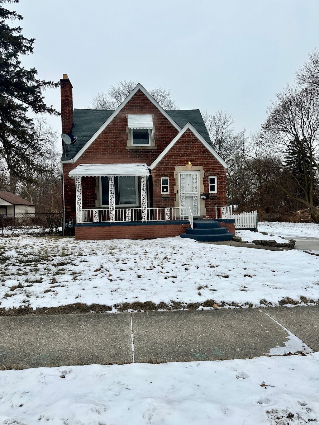 view of bungalow-style house