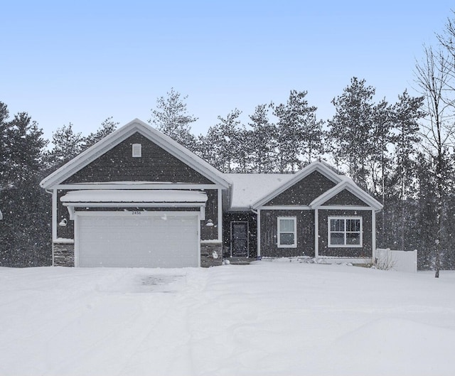 view of front facade with a garage