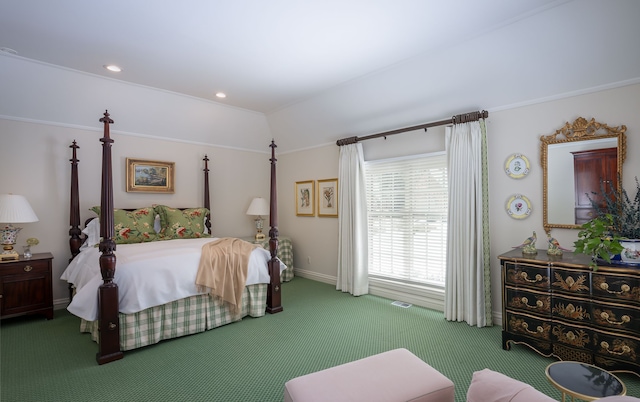 bedroom featuring carpet flooring