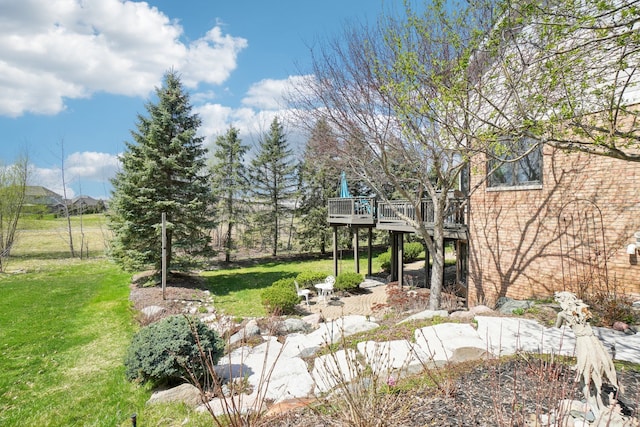 372 Overlook Dr, Oxford, MI 48371 - view of yard featuring a wooden deck