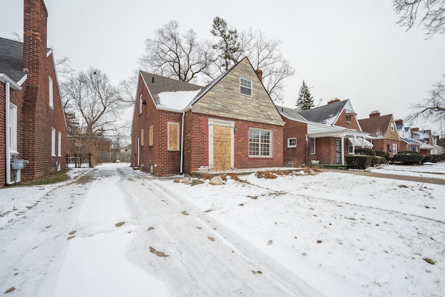 view of front of property