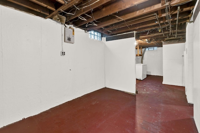 basement with washer / dryer