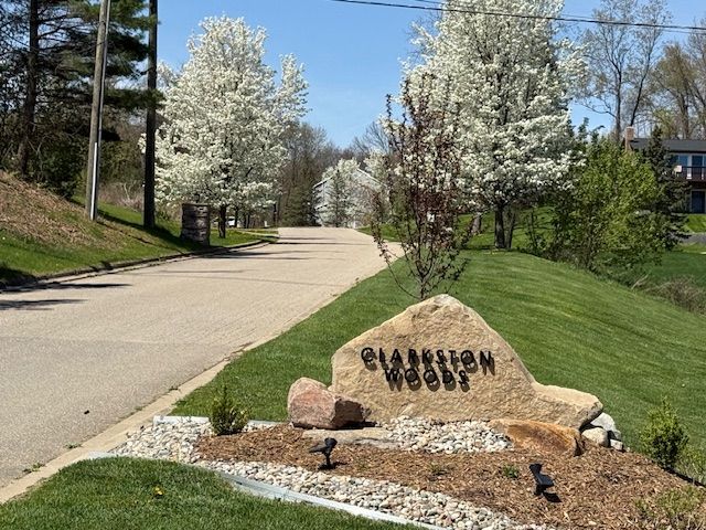 11978 Scenic Vly, Davisburg, MI 48350