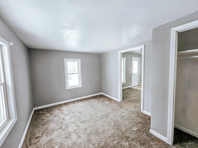 view of carpeted spare room