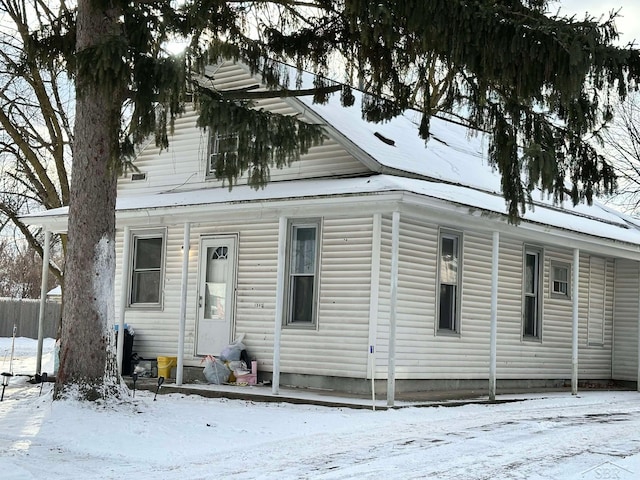 view of front facade