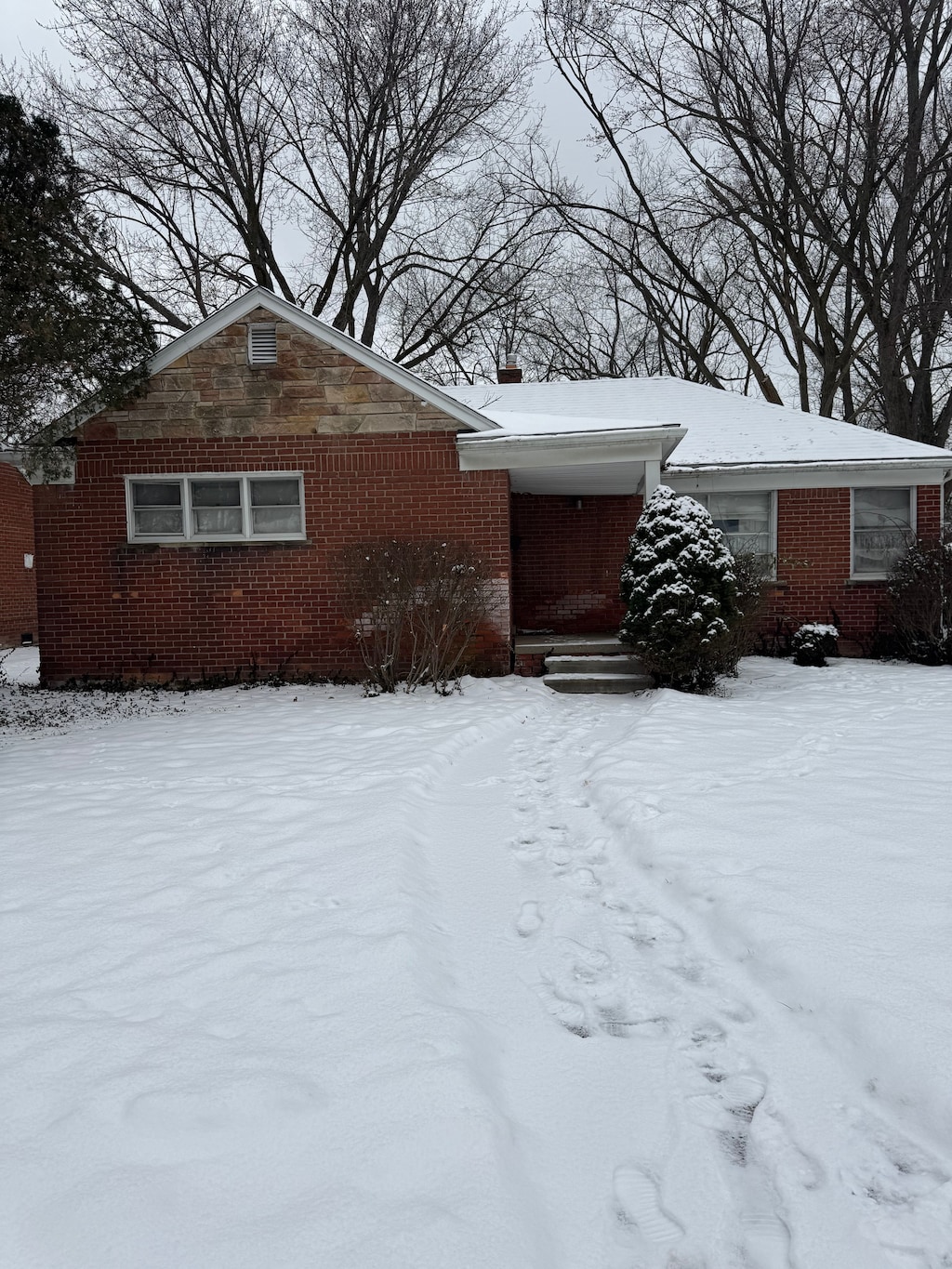 view of ranch-style home