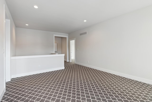 empty room with carpet