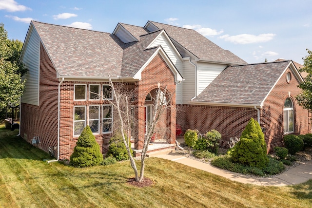 view of front of house with a front yard