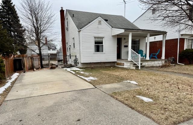 bungalow-style house with a porch