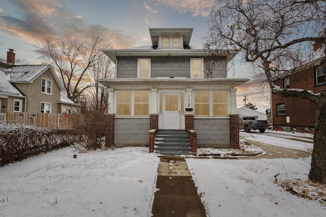 view of front of house