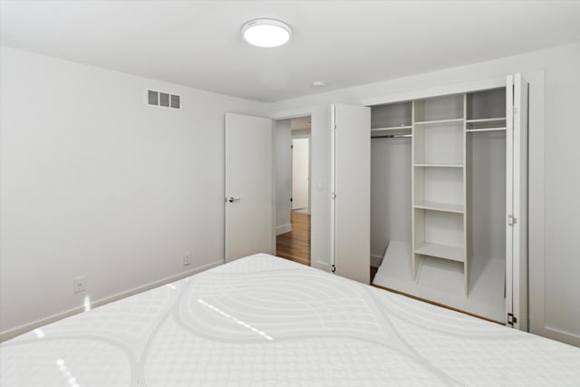 bedroom featuring a closet