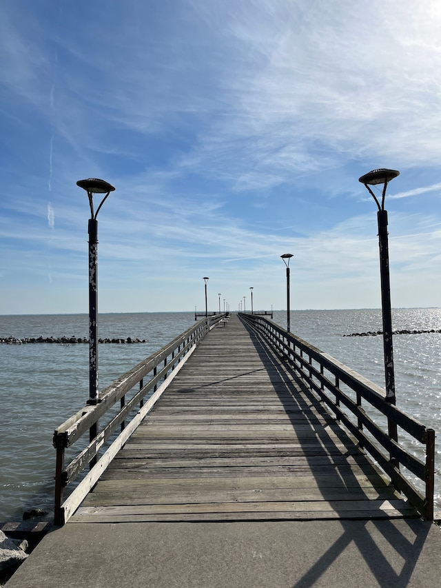 dock area featuring a water view