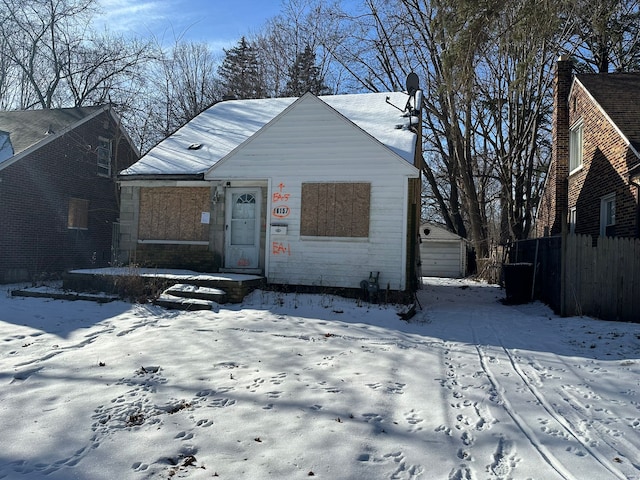 view of front of property