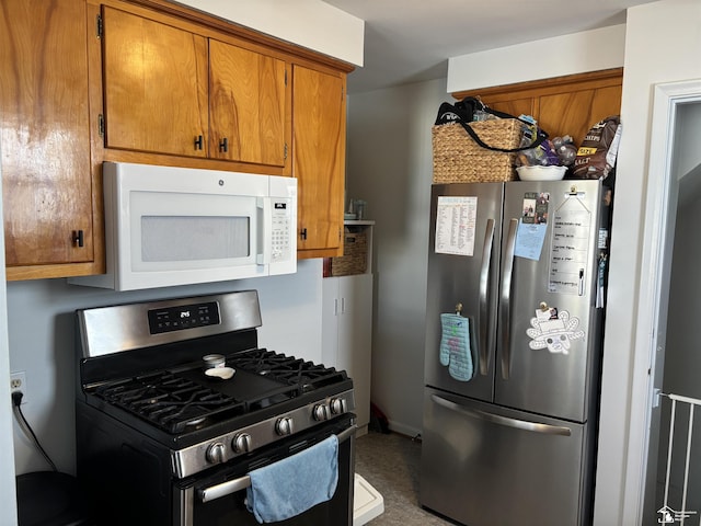 kitchen featuring stainless steel appliances