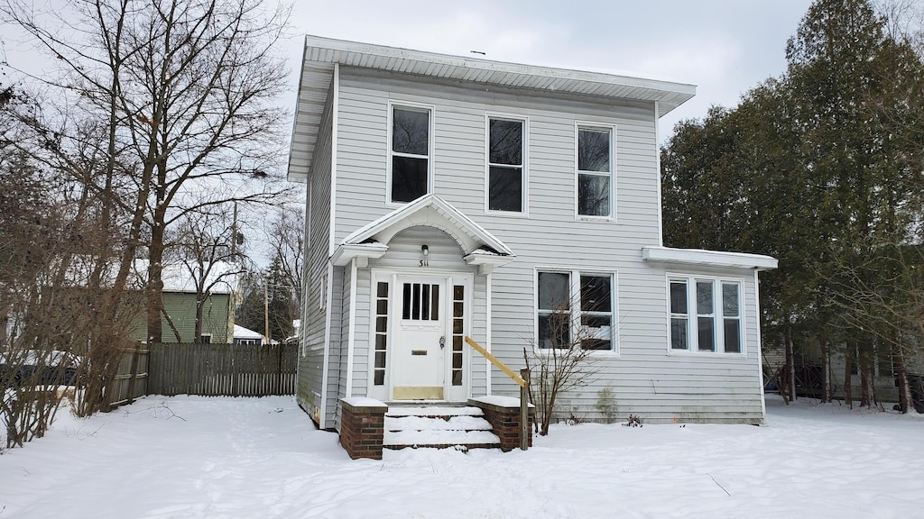 view of front of home