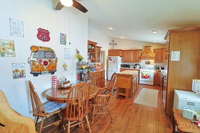 523 Orchard Ave, Clare, MI 48617