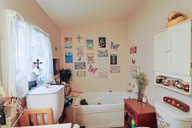 523 Orchard Ave, Clare, MI 48617