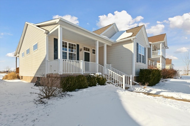 view of front of home featuring a porch