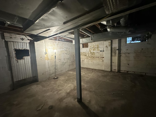 view of unfinished basement