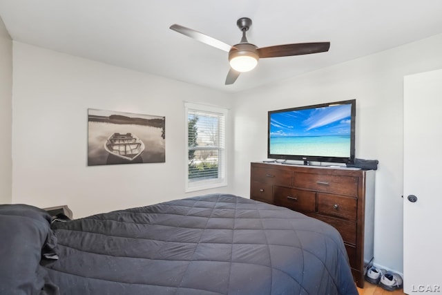 bedroom featuring ceiling fan