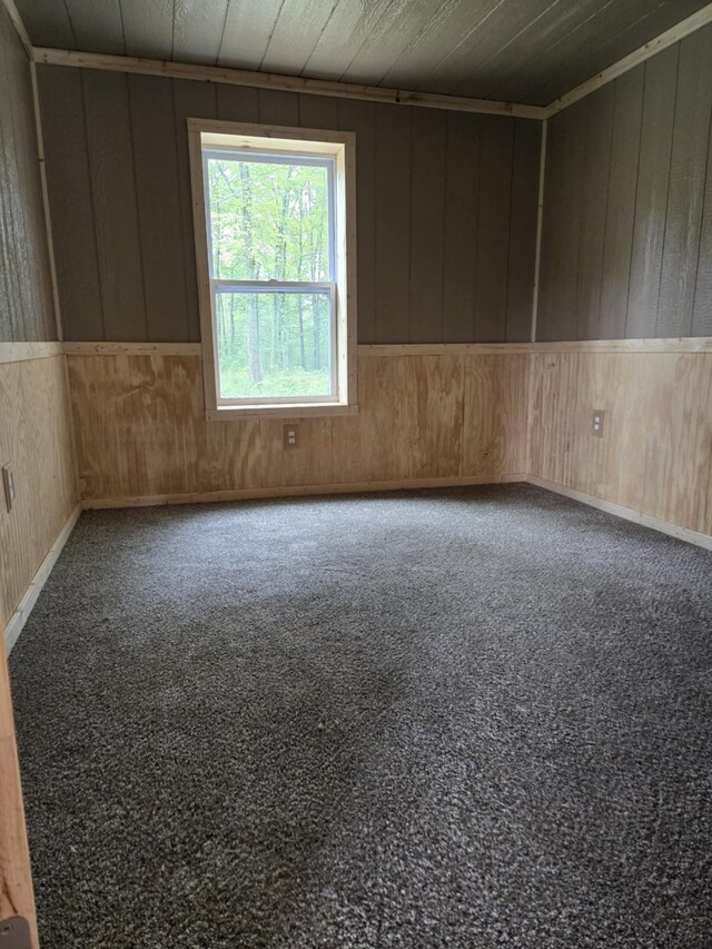 10442 W 34th Rd, Harrietta, MI 49638