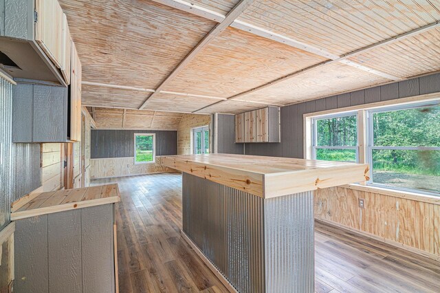 10442 W 34th Rd, Harrietta, MI 49638