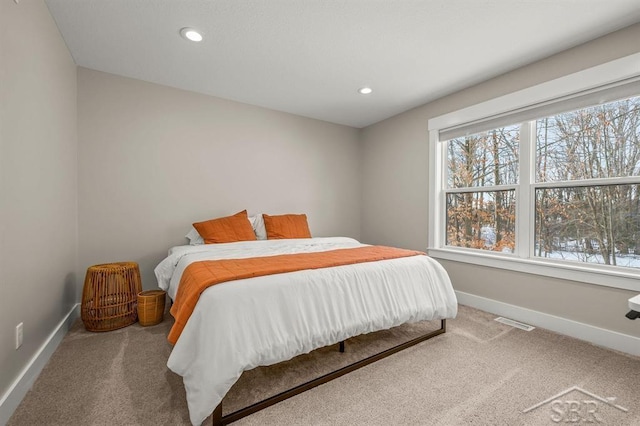 bedroom with carpet flooring