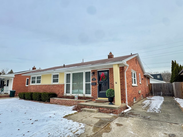 view of front of property